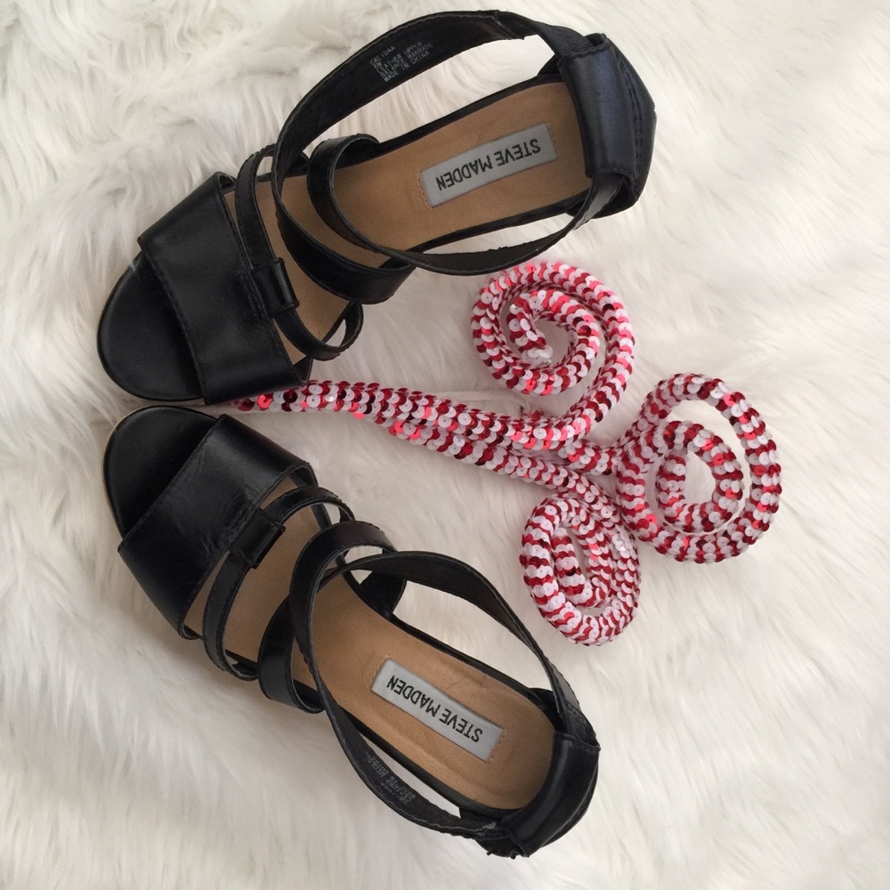 Open toe platform sandals